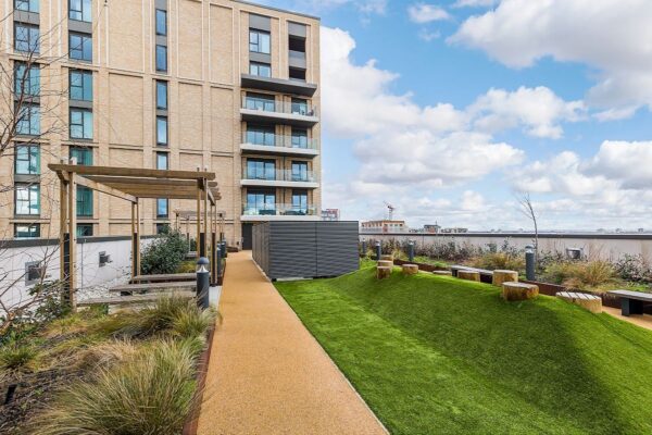 Effra Gardens, Canning Town, E16