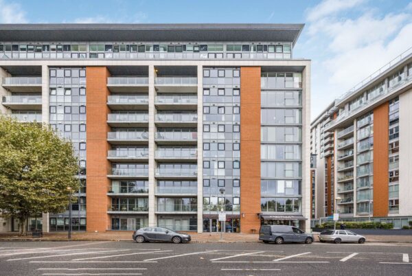 Adriatic Apartments, Royal Victoria, E16